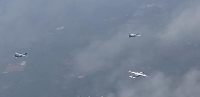 95580部队从空防一线向贵阳人民发来祝福