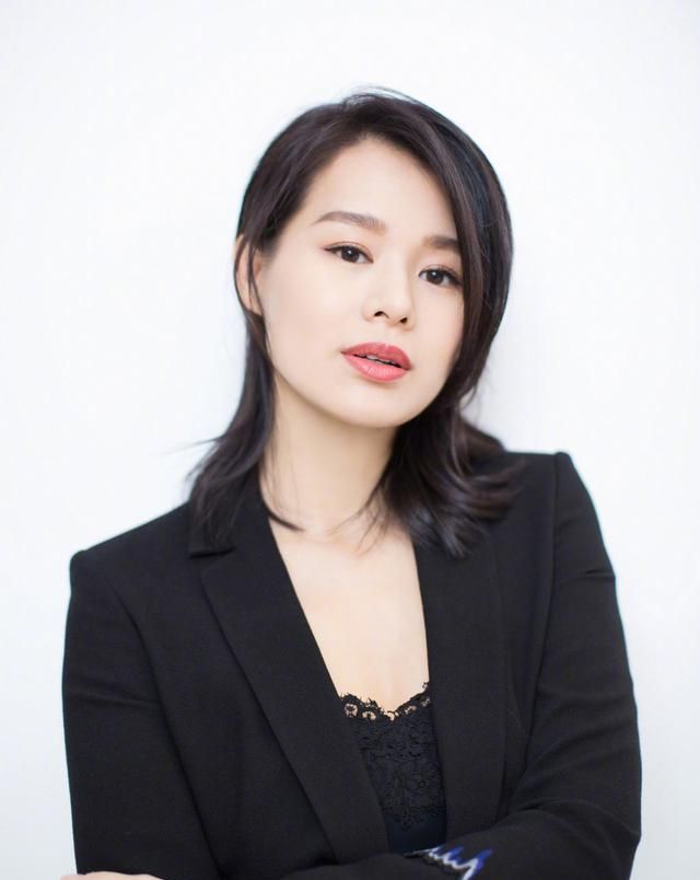 长相被嘲的胡杏儿，凭《万凰之王》获视后，精彩演技被陈凯歌称赞