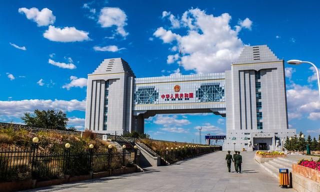 内蒙古满洲里，一座有18万人的口岸城市