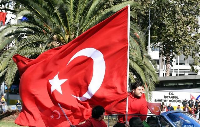 土耳其庆祝共和国成立99周年