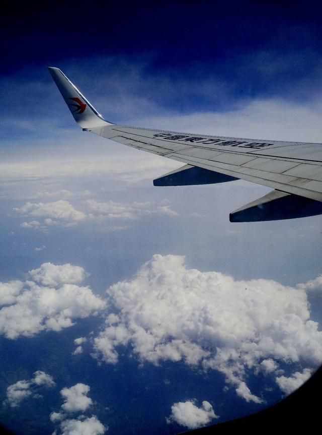 飞机上拍蓝天白云照片图12