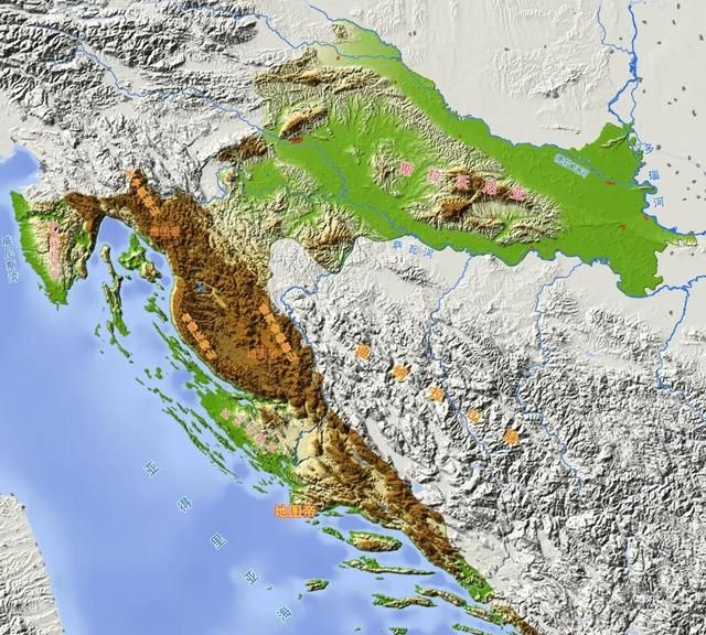 南斯拉夫解体成6个国家，为何克罗地亚占据大部分海岸线？