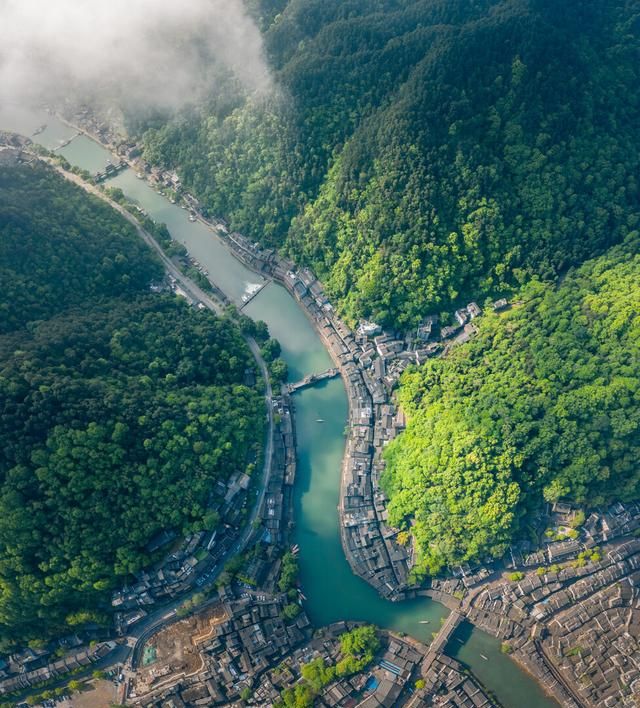 湘西明珠湖南凤凰古城