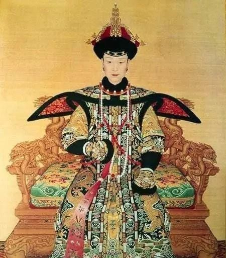 历史上的今天——1660年9月25日，董鄂妃被追封为端敬皇后