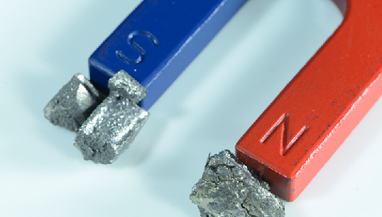 吸铁石的原理是什么？吸铁石还能吸什么，铜和铝为何不能被磁化？