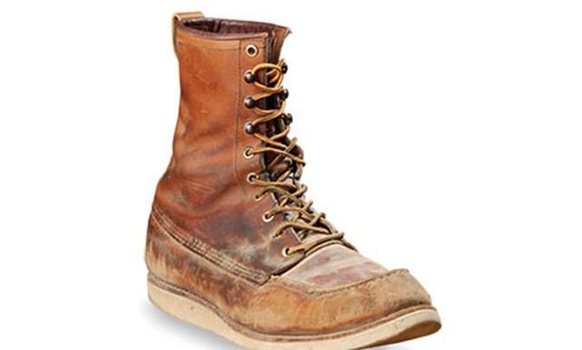 红翼工装靴和皮鞋如何避免雨雪的伤害呢？分享一些不错的护理鞋油