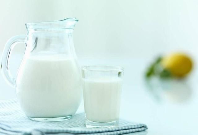 价格不菲的“小众奶”营养价值真的比牛奶高吗？