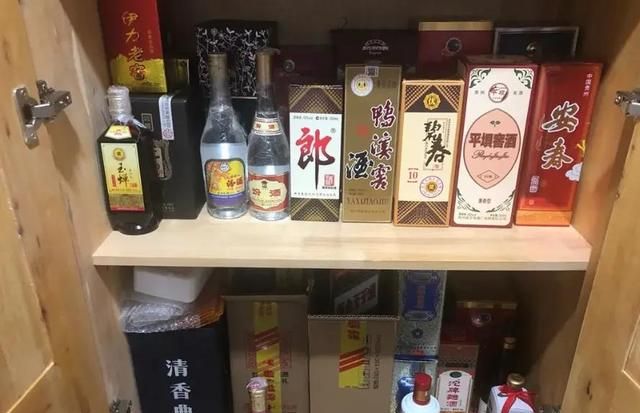 存放白酒其实很简单，别搞复杂了，否则容易弄巧成拙