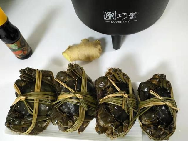 螃蟹怎样做才好吃？蒸螃蟹有诀窍，只需要注意这一点，鲜美又多汁