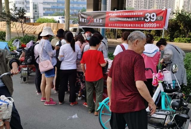 夏季晚上摆地摊卖什么最火？经验分享篇