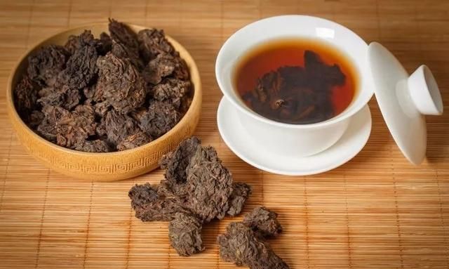 什么是普洱茶的老茶头,普洱茶老茶头图4