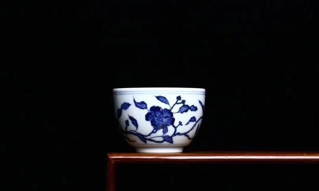 山茶｜绵延千年的东方之美