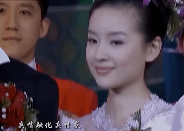 激吻门之后，潘粤明9年没见儿子，董洁却与儿子上演“错位的爱”