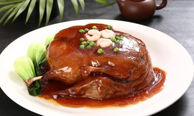上海最出名的8道菜，都是本帮菜的精髓，浓油赤酱，你吃过几样？