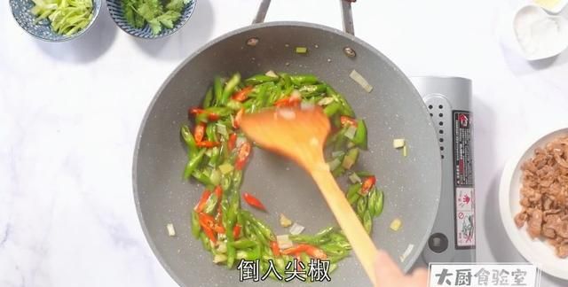 小炒肉为什么是下饭菜呢(下饭菜湖南醴陵小炒肉)图9