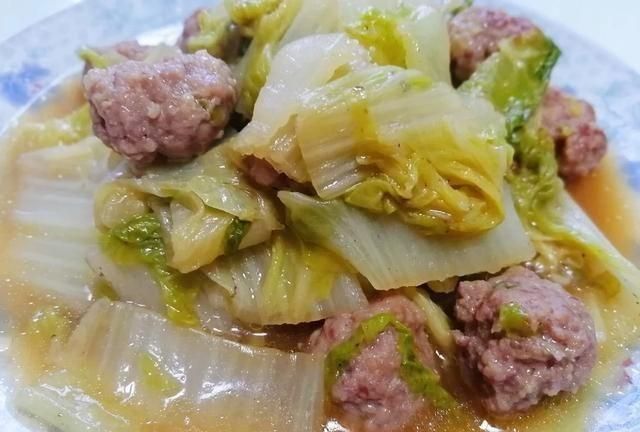 汆猪肉丸子配什么菜好吃,猪肉水汆丸子图2