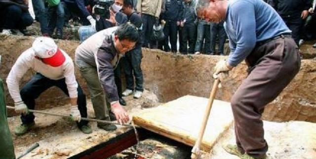 1992年，河北清河县挖出武大郎墓，流传800多年的骗局被辟谣