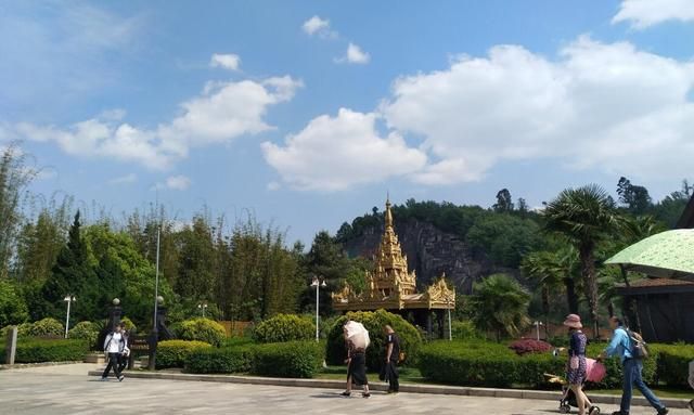 如何掌握职场中的生存法则呢,女人在职场生存法则和智慧图5