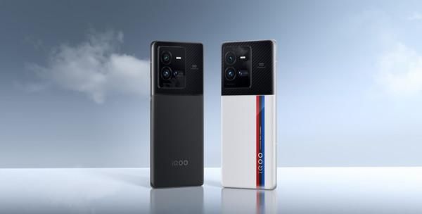 iQOO 200W充电领衔 这四款手机个个都是秒充高手
