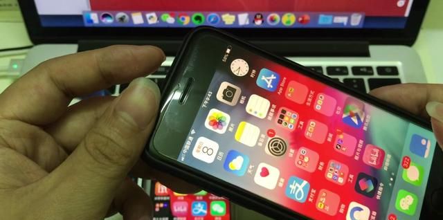 iPhone 黑解网络锁详解，哪些机子可以黑解？