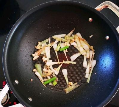 不煮排骨不腌肉，肉丝炒豆角，好吃到汤都不剩的家常菜