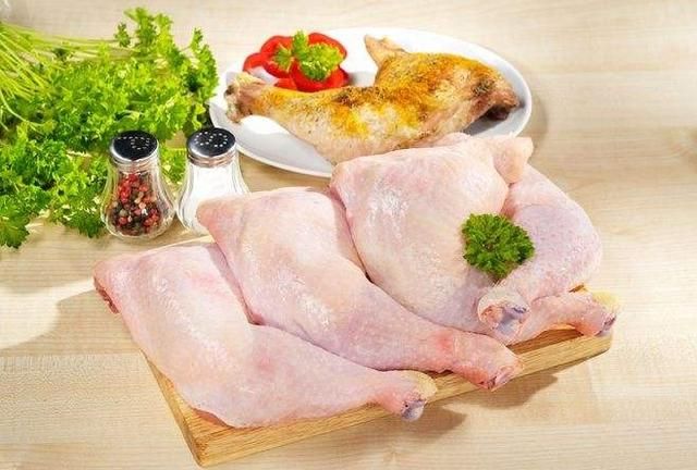 鸡肉腌制怎么让肉更有弹性,炒鸡肉嫩滑腌制方法图2