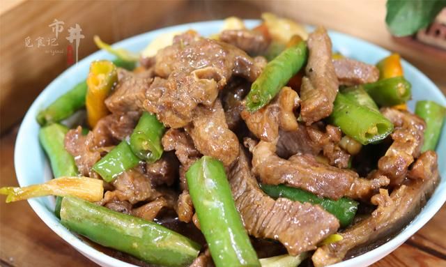 牛肉怎么炒又滑又嫩？牢记“一切一腌”，牛肉入味鲜嫩不塞牙