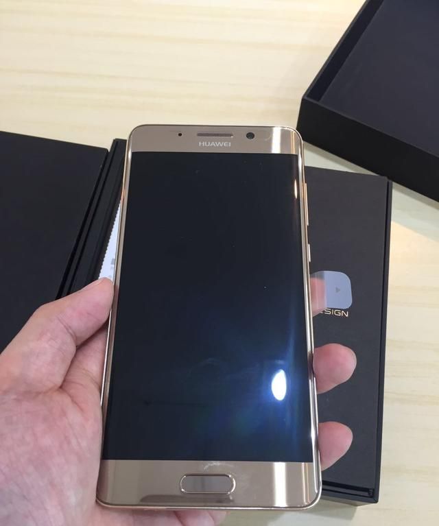 华为目前为止唯一一款双曲面手机！mate9pro！