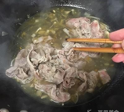 酸汤肥牛的做法