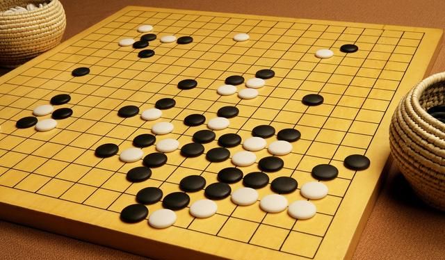 围棋为什么分为黑白两色