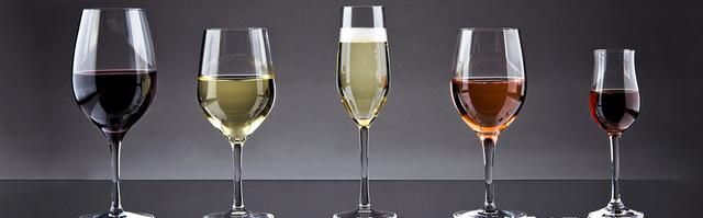 为什么喝红酒要用大的杯子呢,一般喝红酒用多大规格的杯子图3