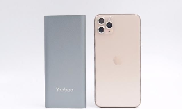 羽博45W充电宝拆解，超大容量续航仅iPhone11大小