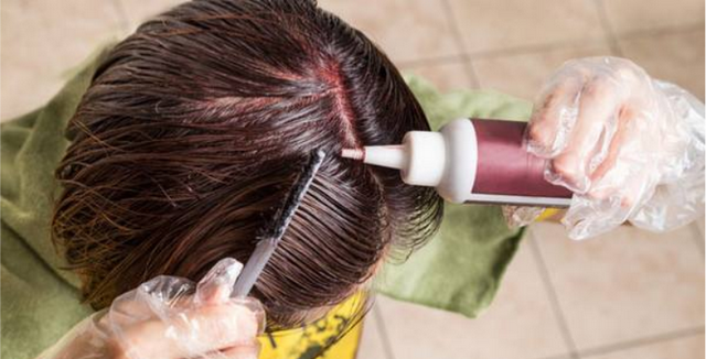 自己买的染发剂在家染发，但褪色严重，如何减慢褪色速度？