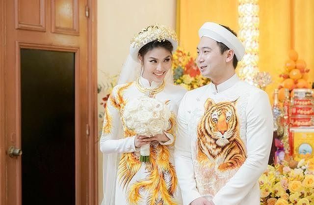 实拍越南豪门婚礼全过程：身穿传统服饰豪车迎亲，也要拜堂成亲