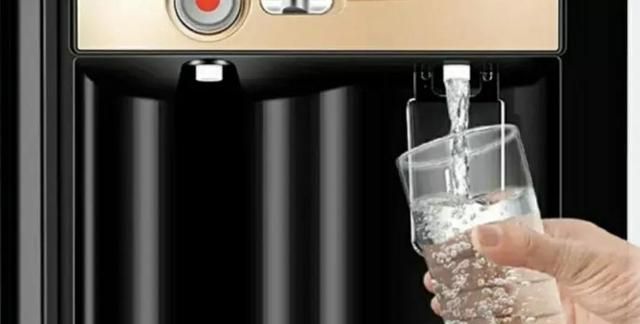 普通家用饮水机冷热水龙头放不出水、漏水，处理方法分享