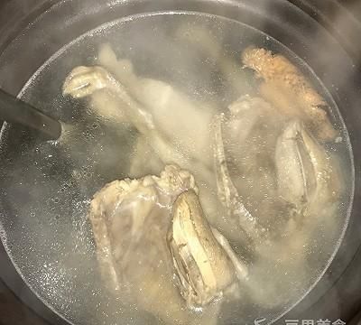 绿豆鸽子汤的做法