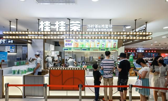 桂桂茶告诉你：开奶茶店前期准备要做什么？