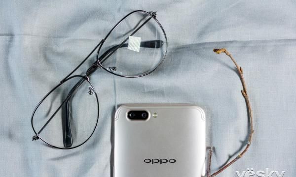 最强人像虚化 OPPO R11综合评测