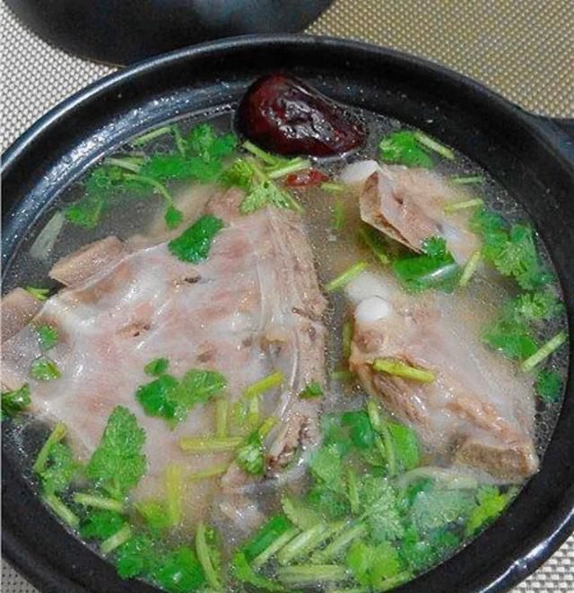 如何做好羊肉汤,做好的羊肉汤膻味重图2