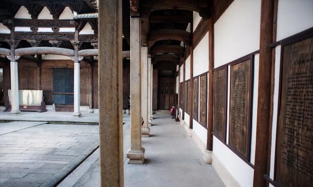 安徽最美的古村之一，至今1600年历史，建筑独特知道的游客却不多