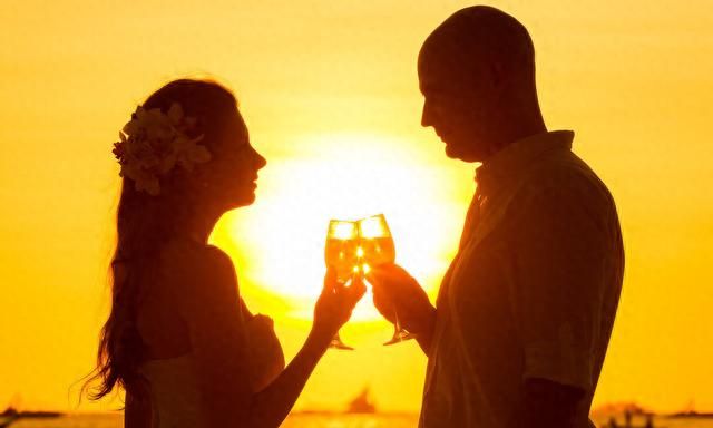 婚姻是爱情的坟墓？这项40%的调查告诉你，已婚人士更快乐