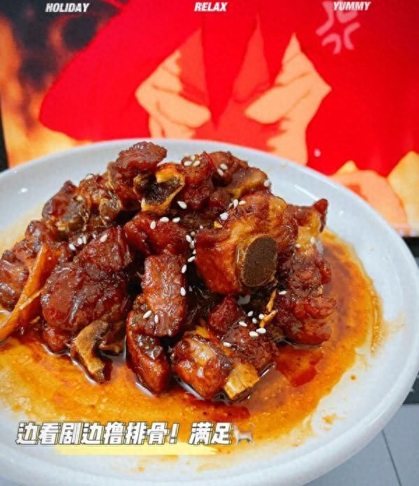 黯然销魂的家常版糖醋排骨，酸甜可口，好吃