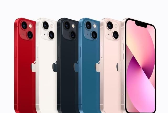 iPhone 13到底行不行 手持iPhone 11要不要换